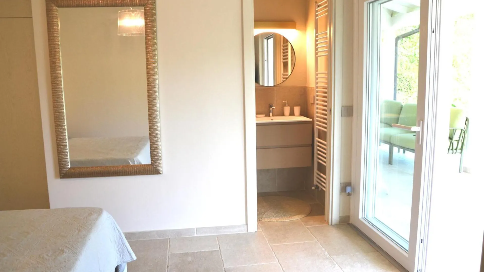 קמאיורה Villa Costa Medea