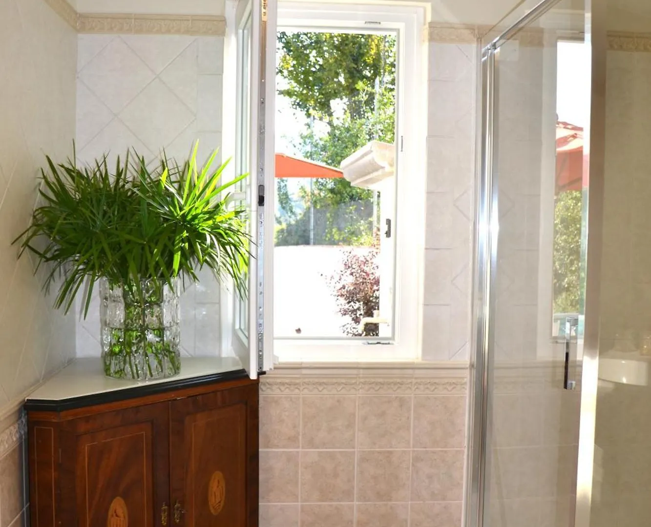 קמאיורה Villa Costa Medea 0*,  איטליה
