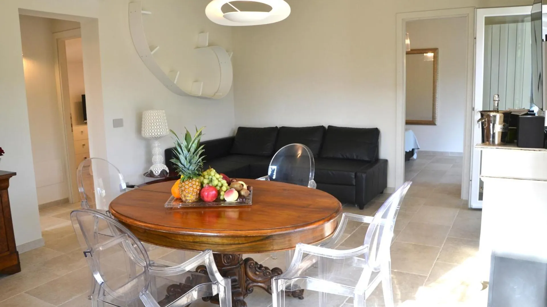 קמאיורה Villa Costa Medea 0*,  איטליה